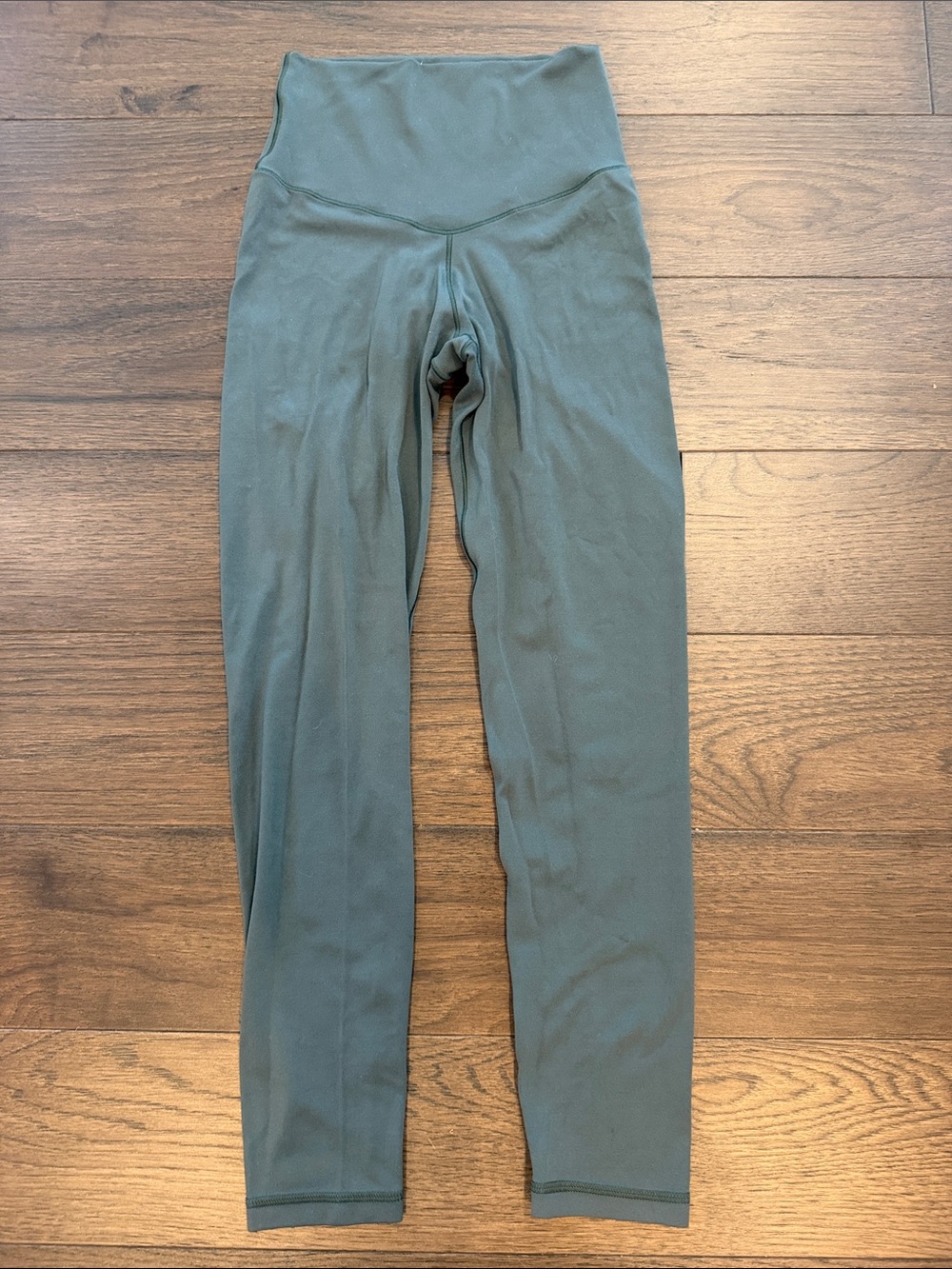 aerie Sage Green High-Rise Leggings Size XS Short- C33-078